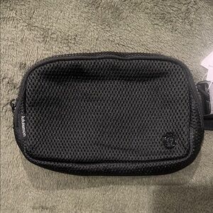 NWT Lululemon belt bag
